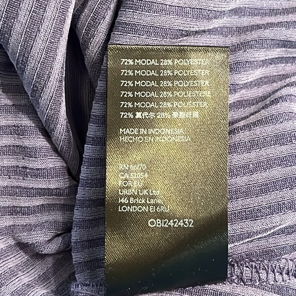 NWOT Anthropologie Long Sleep Top- Size L - Picture 8 of 8